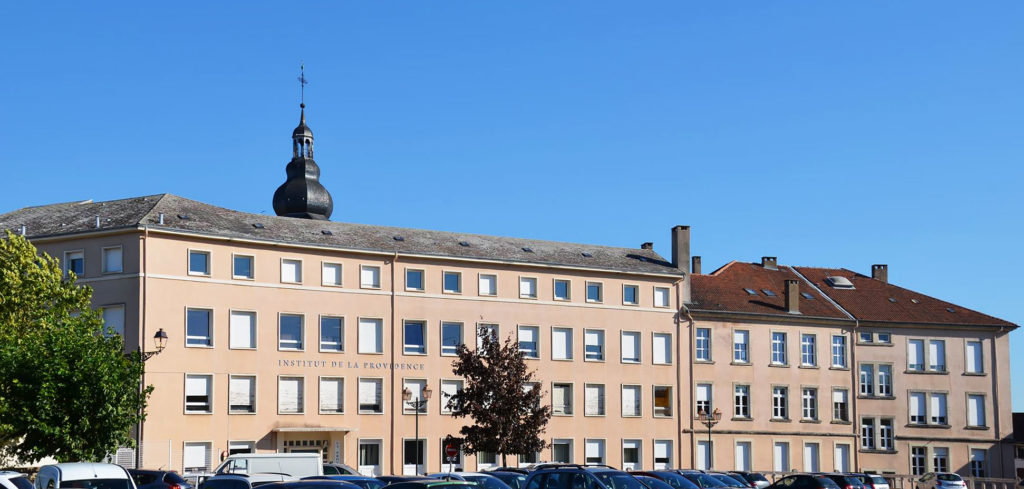 Façade du collège de Bouzonville